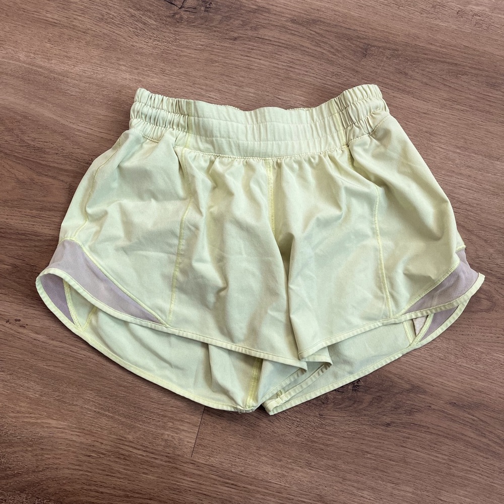 Lululemon shorts size 6